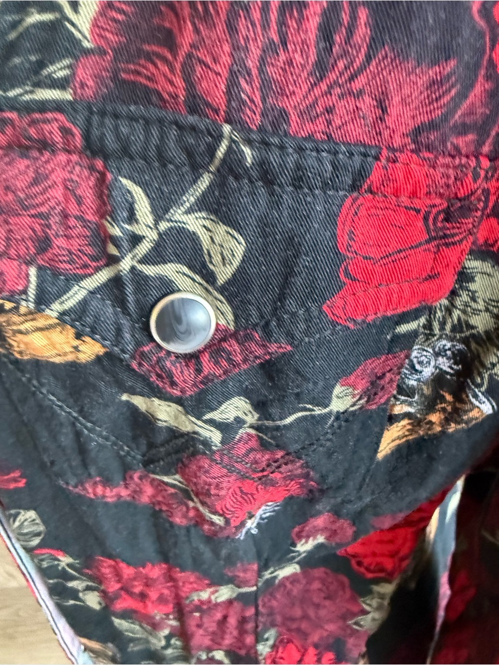 Wrangler Black Floral Button-Front Shirt with Red Accents - Picture 2 of 3